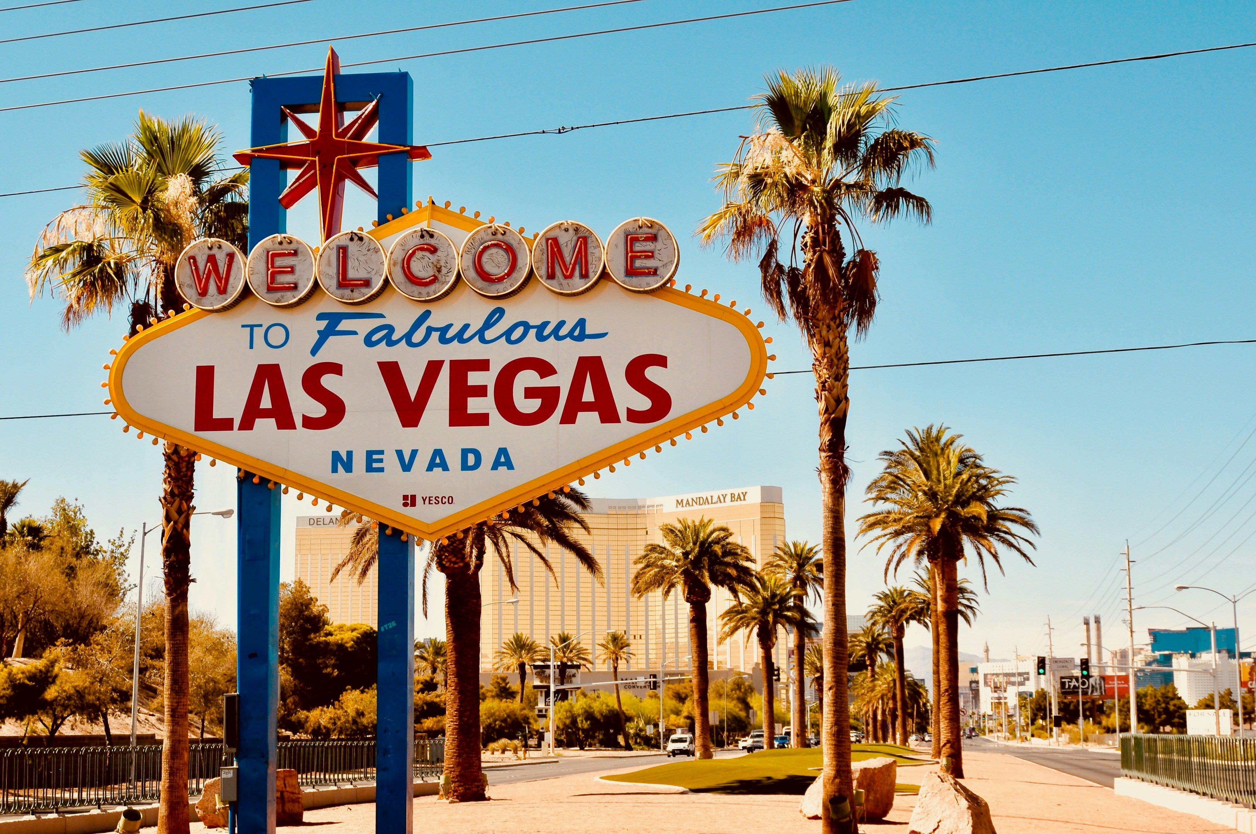 Las Vegas Travel Guide 2024: Must-See for First-Time Visitors