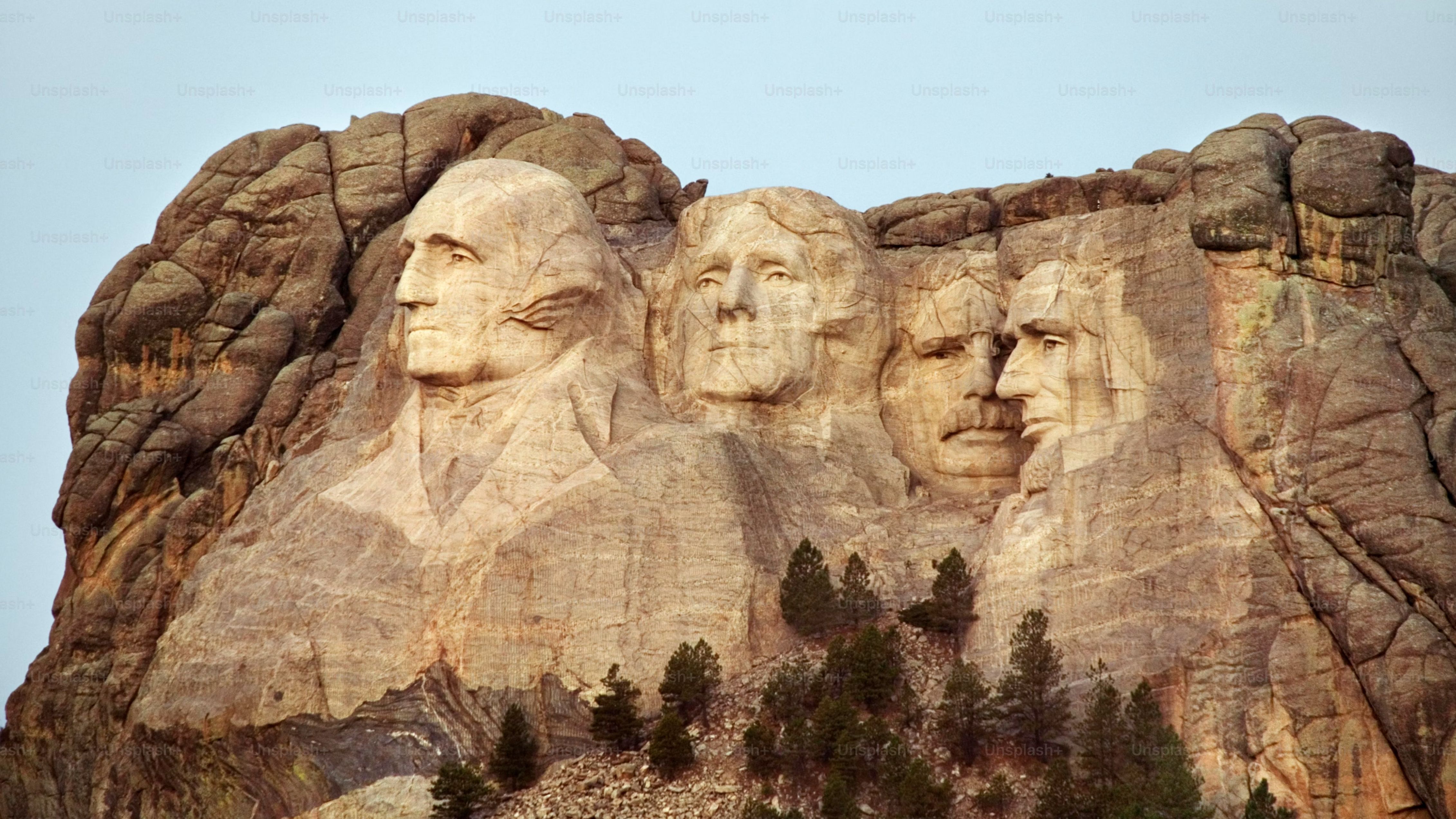 mount-rushmore.jpeg